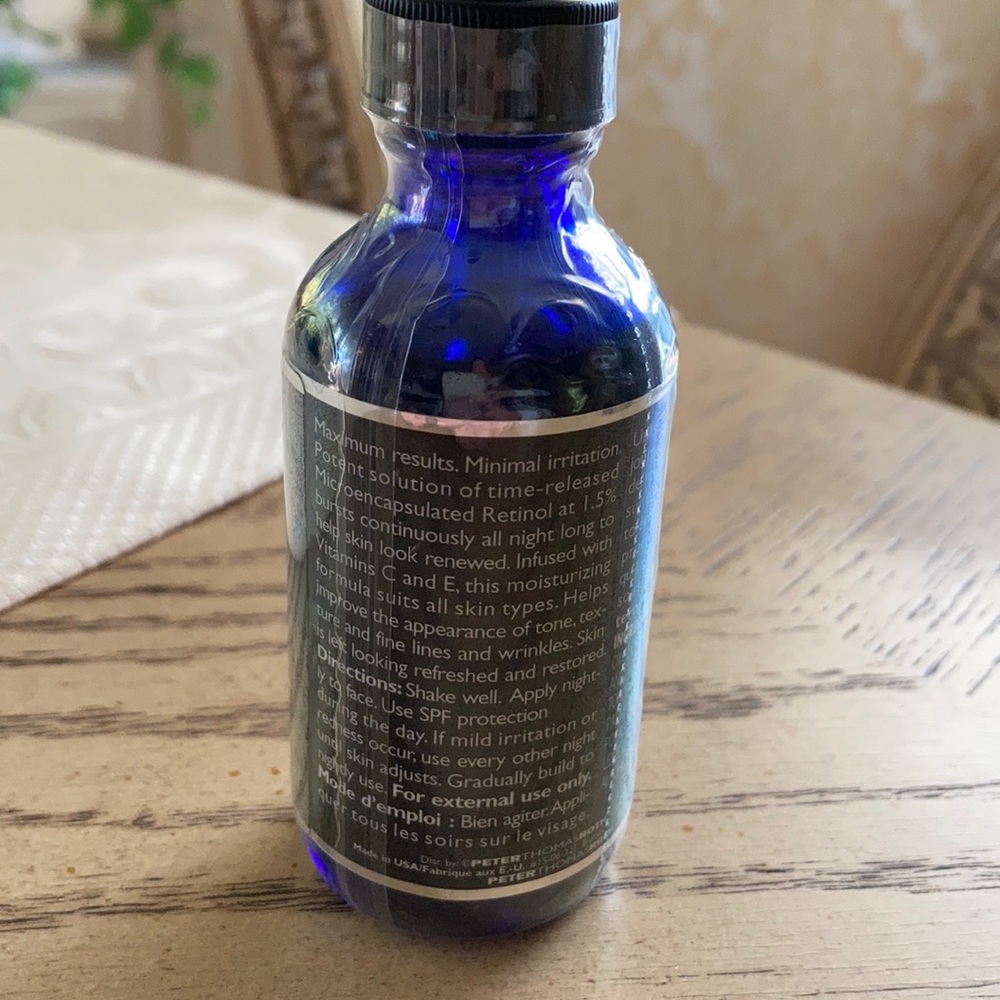 Peter Thomas Roth Retinol Fusion PM serum - Picture 2 of 4